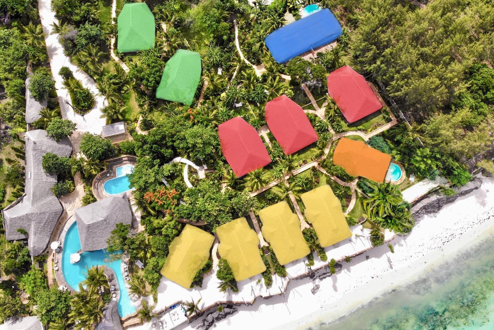 Tulia Zanzibar Unique Beach Resort พองเว ภายนอก รูปภาพ